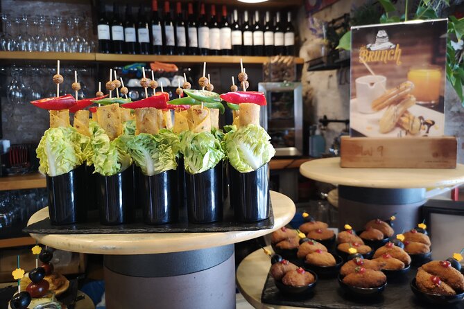 Food & Drink Private Tour of Barcelona in Traditional Taverns - Getting oriented: meeting point and how the tour flows