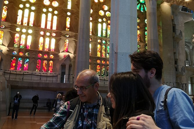 Food & Drink Tasting Private Tour & Sagrada Familia Skip the Line - What Guides Can Do Here (Names You Might Hear)