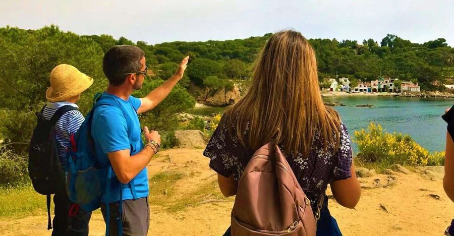 From Barcelona: Costa Brava and Girona Small-Group Tour - From Passeig de Gràcia to the Coast: How the Morning Sets the Tone