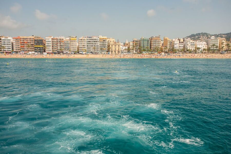 From Barcelona: Costa Brava Day Tour with Boat Trip - Timing, weather, and what to wear (the unglamorous stuff that saves your day)