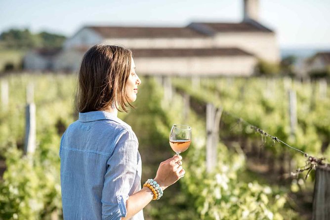 From Barcelona: E-Bike Tour in the vineyards with 2 Wineries - Winery Stop 2: Can Descregut Visit and 4-Sample Tasting