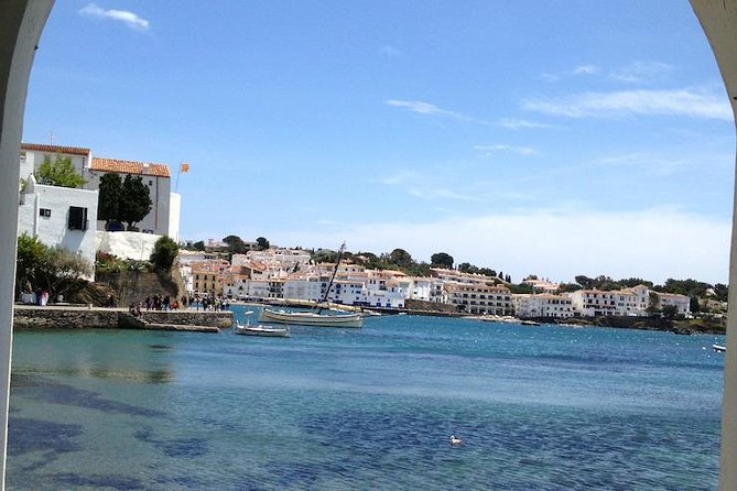 From Barcelona : Girona and Costa Brava Day Trip (VIP Small Group) - Calella de Palafrugell: Guided Highlights, Optional Lunch, Then Sea Time