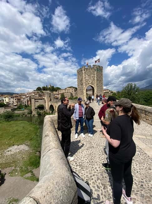 From Barcelona: Girona, Besalú & Medieval Villages Day Trip - Who Should Book This Medieval Villages Day Trip From Barcelona?