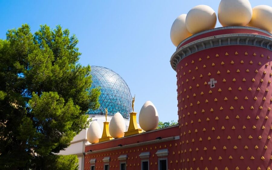 From Barcelona: Girona, Figueres, Dalí Museum, and Cadaqués - Figueres: Your Stretch of Free Time Before Dalí Takes Over