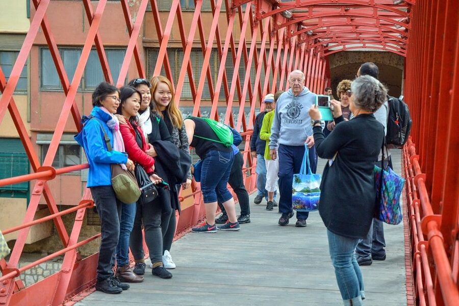 From Barcelona: Girona Full day tour - Free time in Girona: how to use your 70 minutes without regret