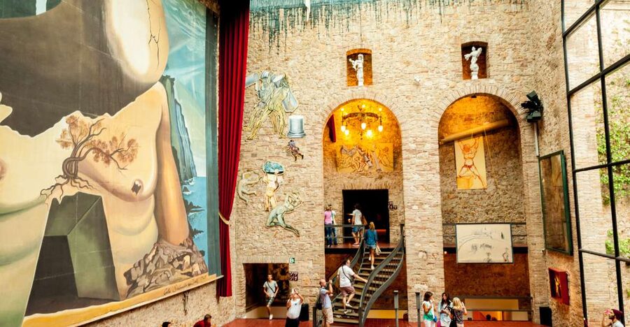From Barcelona: Girona Guided Tour & Dalí Museum in Figueres - Key highlights to look for