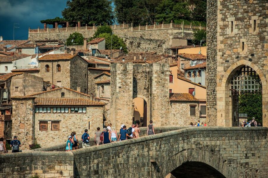 From Barcelona: Medieval Villages Day Tour - Price and Value for 10 Hours of Catalonia