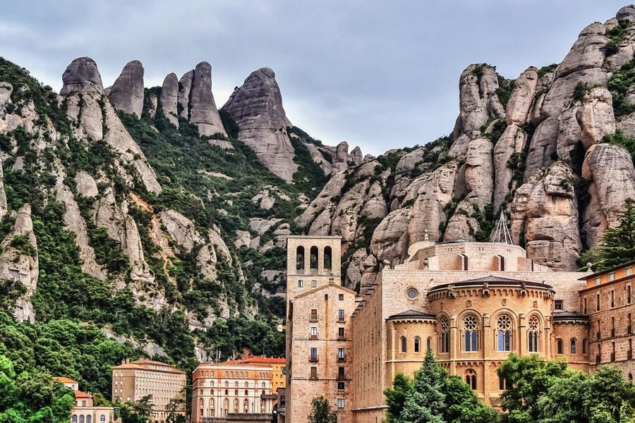 From Barcelona: Montserrat Day Trip with Optional Tickets - Who this Montserrat day trip fits best