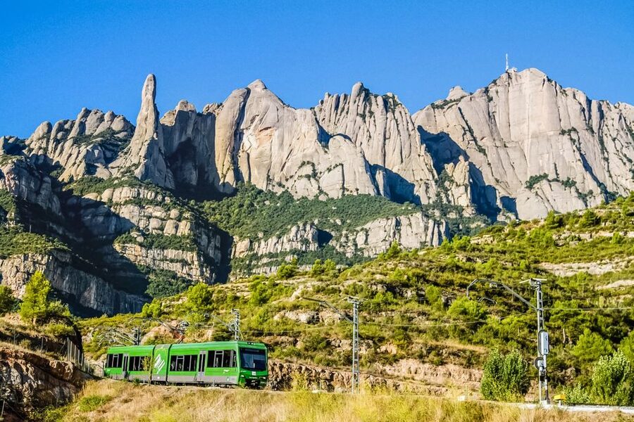 From Barcelona: Montserrat Day Trip with Optional Tickets - Getting Out of Barcelona: A smooth start at Barcelona Nord