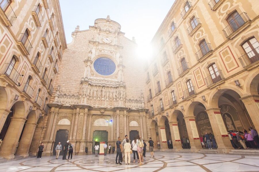 From Barcelona: Montserrat Half-Day Wine and Tapas Trip - Montserrat from Barcelona, without feeling rushed