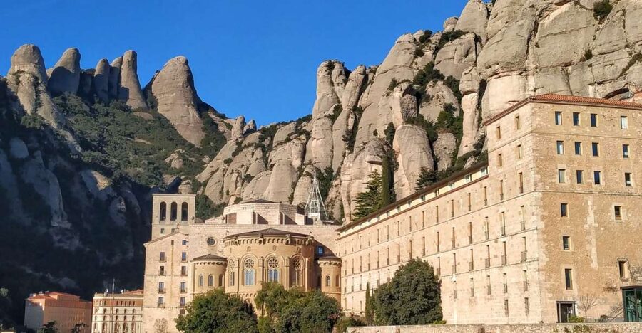 From Barcelona: Montserrat Private Guided Tour and Cable Car - The Benedictine Monastery guided visit: where the story starts