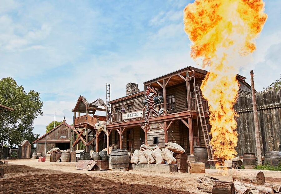 From Barcelona: PortAventura Theme Park Ticket & Transfer - Where to Meet in Barcelona (and Why It Can Save Your Morning)