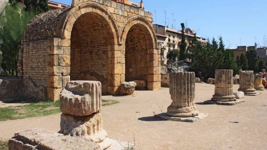 From Barcelona: Private Half-Day Tarragona Tour with Pickup - Costa Dorada scenic drive and the return to Barcelona