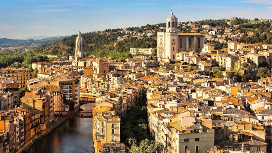From Barcelona: Private Medieval Girona Half-Day Tour - Price and value: what $271 per person really buys