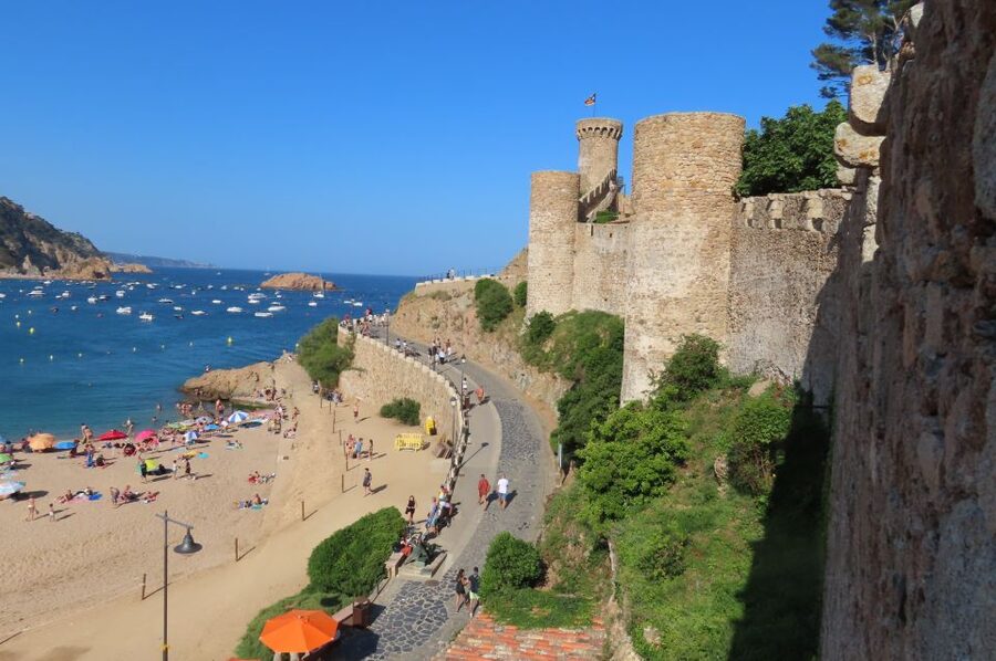 From Barcelona: Tossa de Mar Scuba Diving and 3-Course Meal - Vila Vella and the lighthouse: medieval walls you can feel
