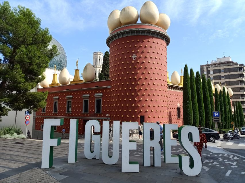 From Girona: Dalí Museum, Cadaqués and Creus Cape Tour - Why Figueres, Cadaqués, and Cap de Creus feel like one story