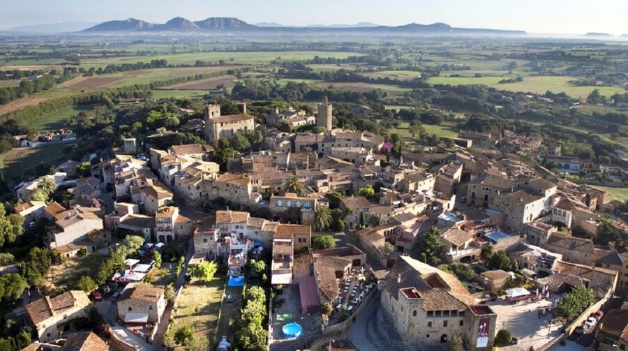 From Girona: Medieval Costa Brava Day Trip - What to pack so the day feels easy (not exhausting)
