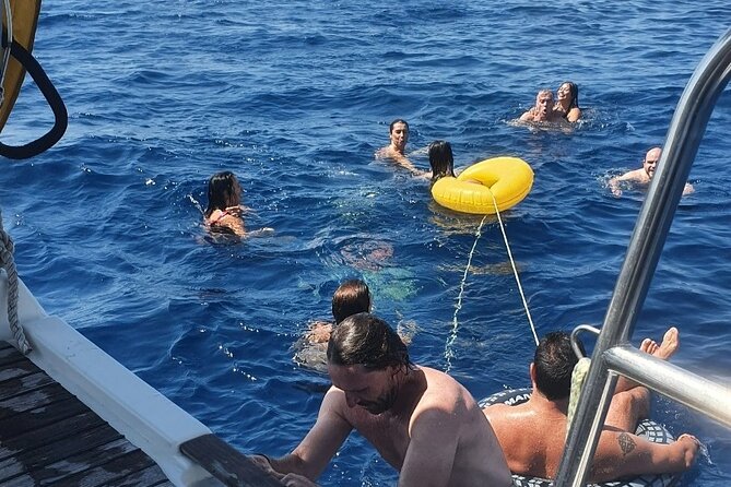Full Day Private Sailboat in Barcelona - 6 Hours - Bringing Your Own Picnic Without Overthinking It