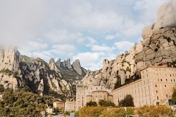 Full-Day Trip Barcelona to Montserrat Monastery & Cava Winery - Private Minibus to Montserrat: the Quick Catalonia Context