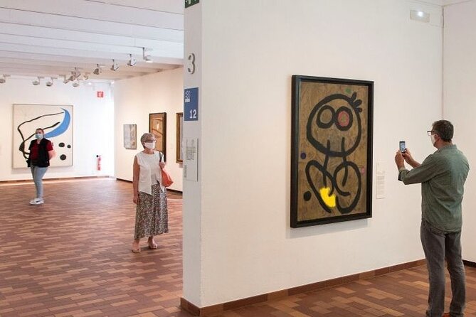 Fundacio Joan Miro: Private Tour with Skip-the-Line - What to watch for: building, art throughout, and small moments