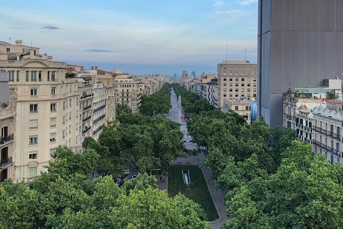 Gaudí and Barcelona Legends - Private Tour - Casa Amatller and the “don’t overlook it” strategy