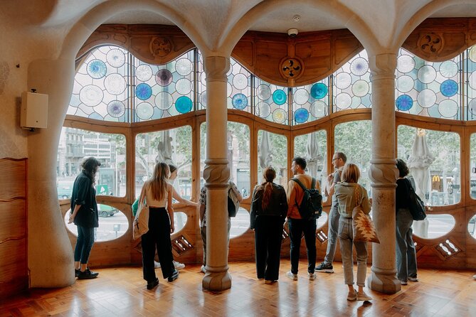Gaudi Casa Batlló Pre Opening Tour &Skip-the-Line Sagrada Familia - Casa Batlló VIP early access: see the building before the stampede