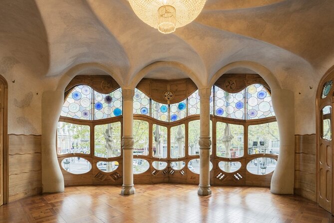 Gaudi Guided Tour: Casa Batllo, La Pedrera & Casa Vicens - Price and value: what $124.96 buys you (and what it doesn’t)