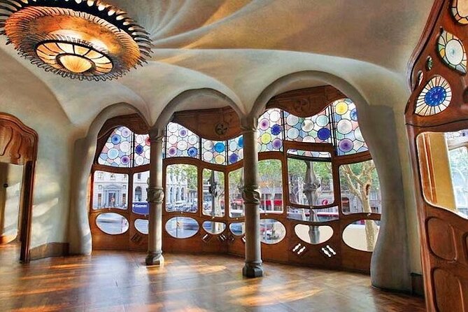 Gaudi Masterpiece: Casa Batlló with Expert Guide and STL Tickets - The Rival Architects Story (Block of Discord) Isn’t Just Trivia