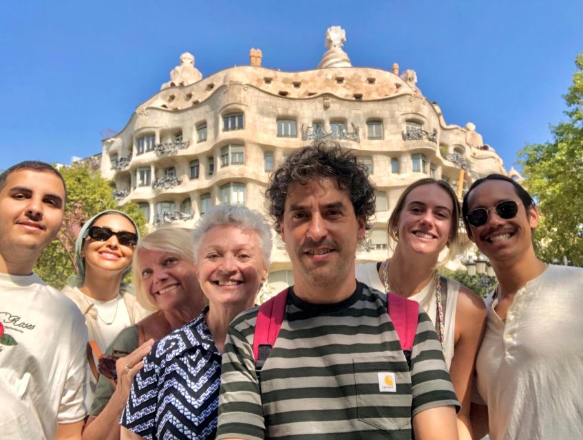 Gaudí & Modernism with a Historian. - The 2.5-hour route: from Pg. de Gràcia to Casa Milà and then to coffee