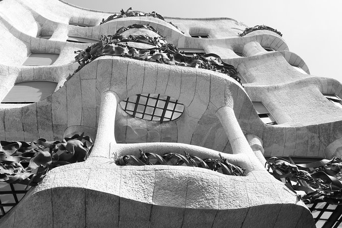 Gaudi's Casa Batlló and La Pedrera with Chocolate Tasting - Key highlights that actually matter