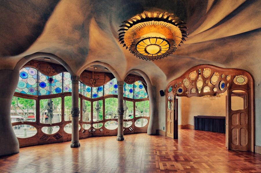Gaudi's Masterpieces Private Tour in Barcelona - Casa Batlló and the house-of-bones effect