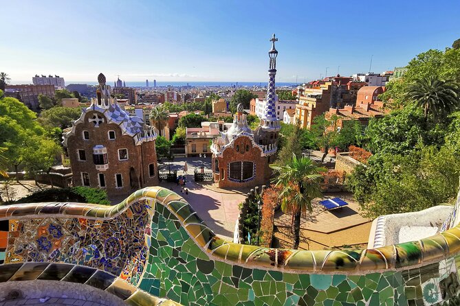 Gaudis Sunset Sagrada Familia and Parc Güell Guided English Tour - Key things that make this tour worth your time