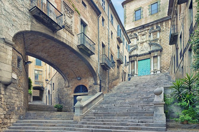 Girona and Dali Museum Full Day tour from Barcelona - Dalí Museum timing: when 5 hours feels perfect vs. too tight