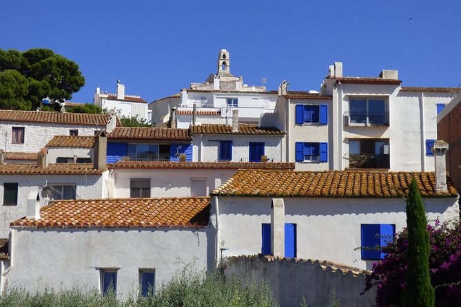 Girona, Figueres, Dalí Museum and Cadaqués Tour from Barcelona - Girona: Jewish Quarter, cathedral views, and the Onyar River colors