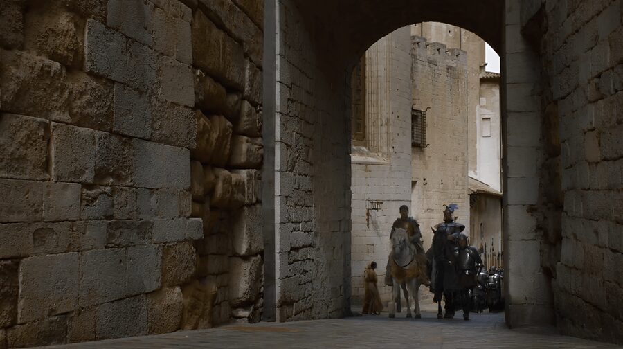 Girona: Game of Thrones Walking Tour - Arya’s path to the faceless woman: why the story matters on-site