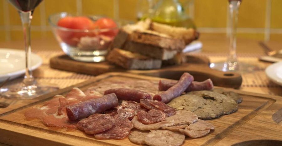Girona: History and Gastronomy Small Group with Tastings - Key highlights to look for
