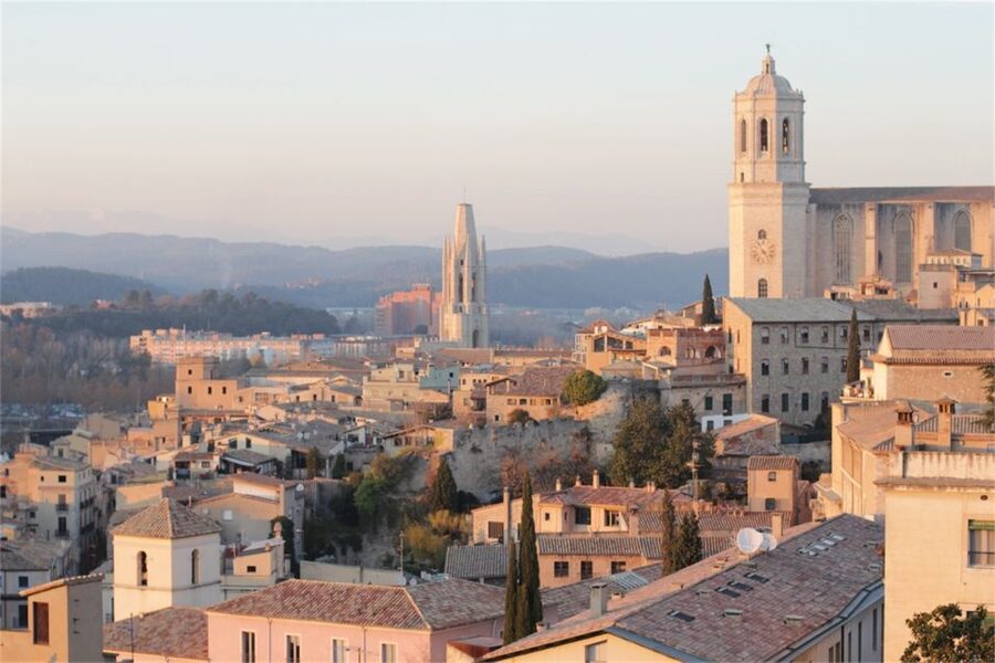 Girona: History and Gastronomy Small Group with Tastings - What to bring, and what to consider before you book