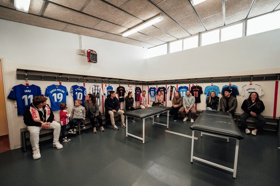 Girona: Montilivi Stadium Guided Tour - Changing rooms and the player tunnel: the matchday route, step by step