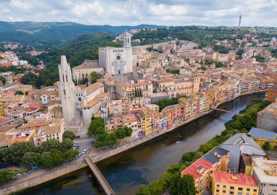 Girona: Self-guided Audio City Tour on Your Phone - Offline maps and battery reality (the practical stuff)