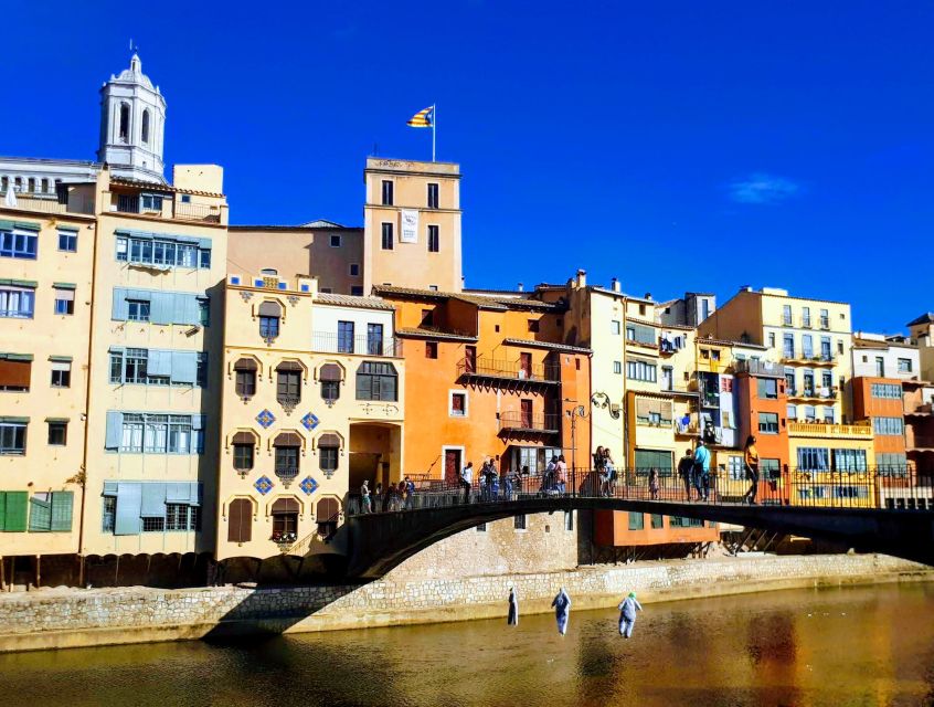 Girona: Small Group Walking Tour - Cathedral of Girona: the Gothic nave you notice before you measure it
