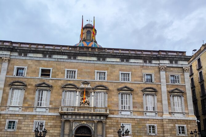 Gothic Quarter and Gaudí Small-Group Tour - What makes the guide matter (and why Marcelo gets mentioned)