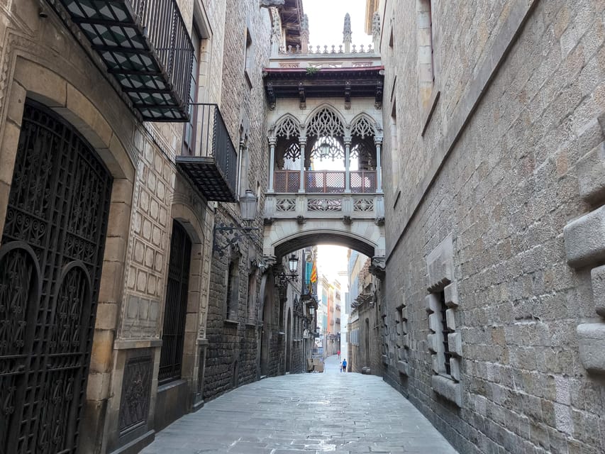 Gothic Quarter & Gaudí's Treasures Small-Group Tour - La Pedrera (Casa Milà): finishing with a building that keeps talking back