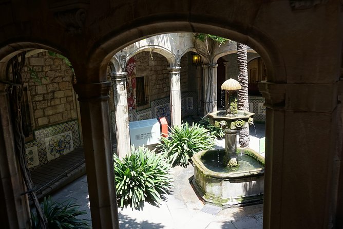 Gothic Quarter Insights & Tapas Experience - MUHBA Temple d’August and Santa Maria del Mar: surviving pieces of ancient and medieval life