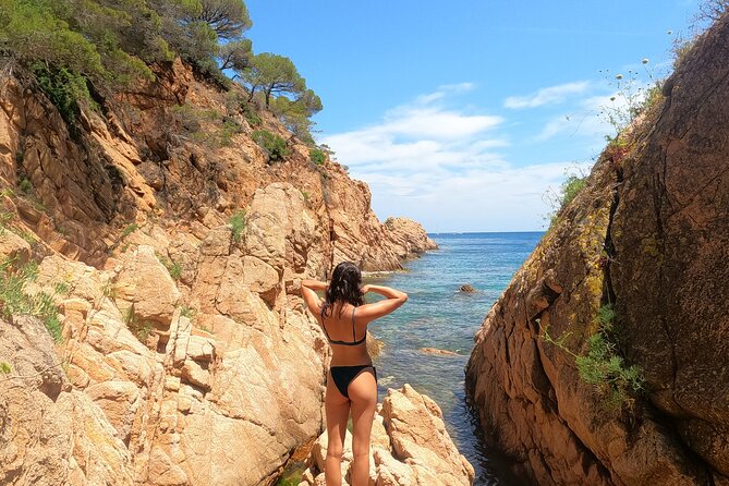 Guided Kayak & Snorkel tour to Costa Brava: Small Group and Lunch - The Big Idea: Small Group Water Time + Picnic on the Coast