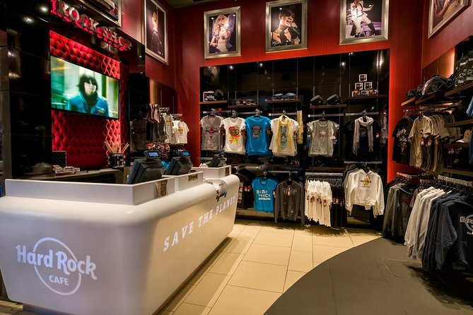 Hard Rock Cafe Barcelona with Set Lunch or Dinner - What You’ll Do Before the First Bite (Memorabilia, Music, and Store Time)