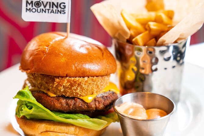 Hard Rock Cafe Barcelona with Set Lunch or Dinner - Service and Timing: Fast Seating vs. Busy-Night Slowdowns
