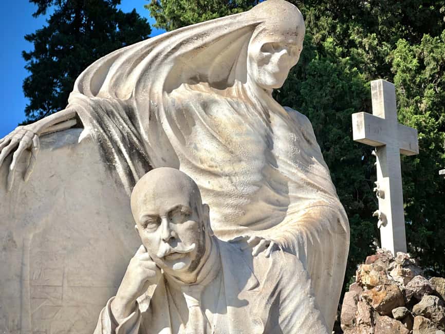 Hidden Barcelona: Montjuïc Cemetery Walking Tour - Key things to know before you go