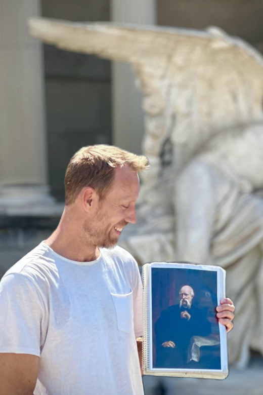 Hidden Barcelona: Montjuïc Cemetery Walking Tour - Meeting at Portal de Santa Madrona and getting up the hill