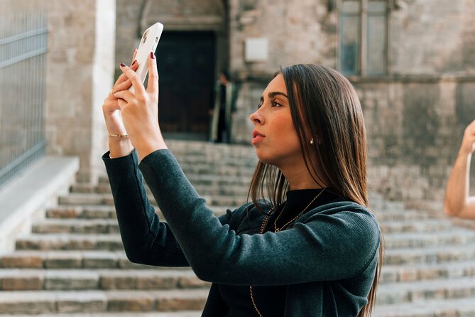 HistARy: Guided tour of the Gothic Quarter with Augmented Reality - Gothic Quarter legends, told with augmented reality