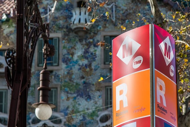 Hola Barcelona Travel Card - Best ways to use it across the city (metro, bus, tram, and Montjuïc)